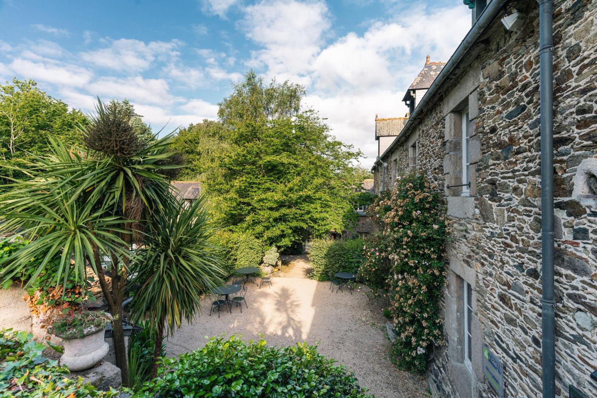 Hôtel Kastell Dinec'h Minihy-Tréguier Exterior foto